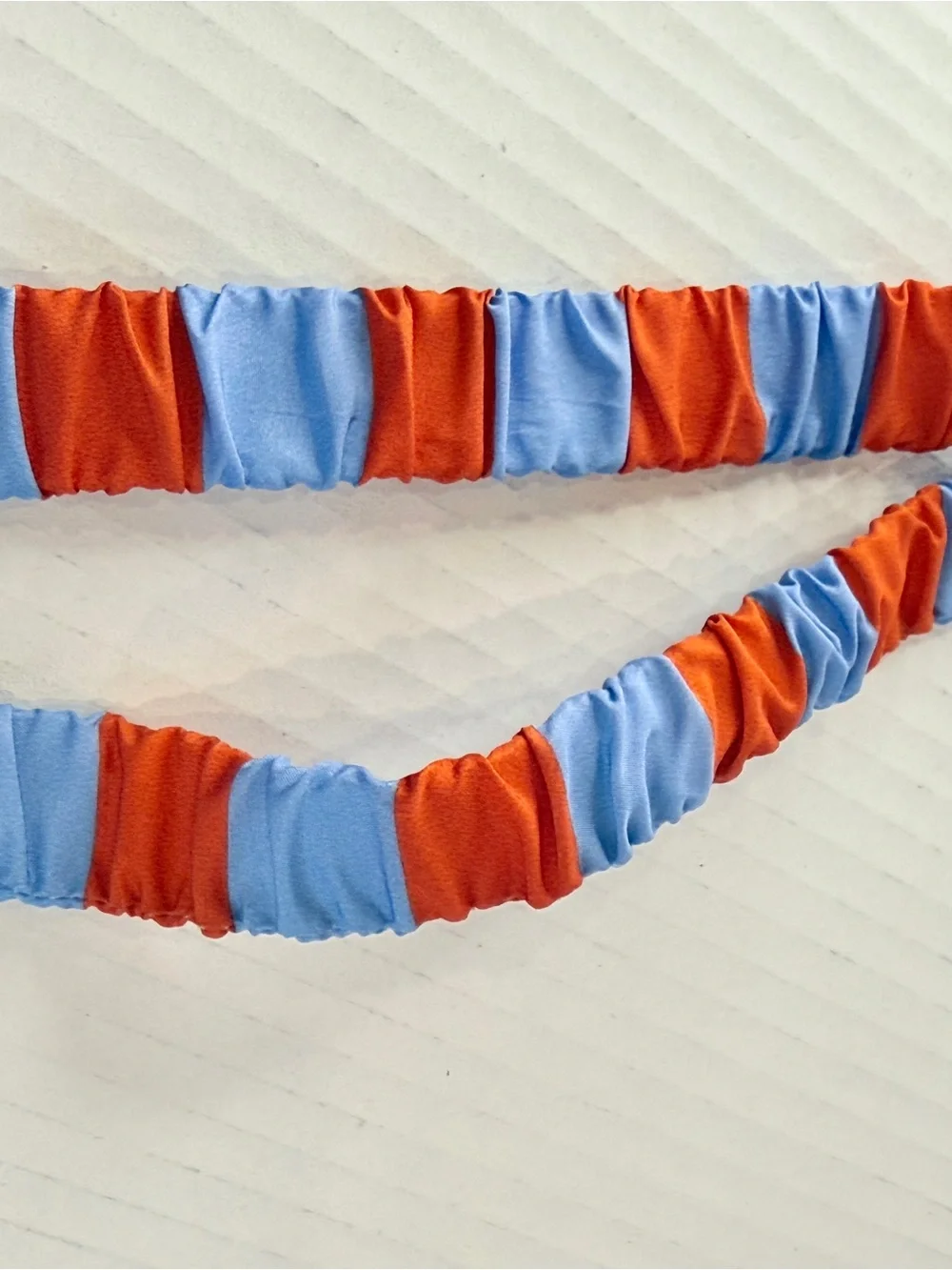 🆕 Crunchy Lanyard Red Blue Fabric Keychain ID Badge Holder Gold Clip 32”